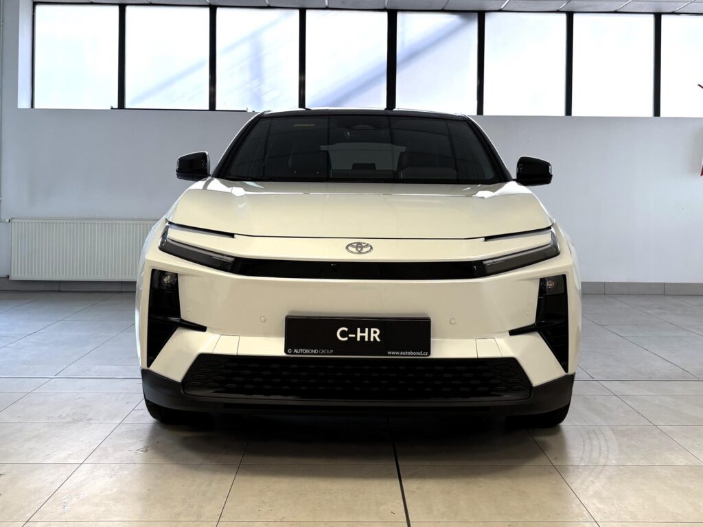 Toyota C-HR  BEV (4x4), Executive, Skladem