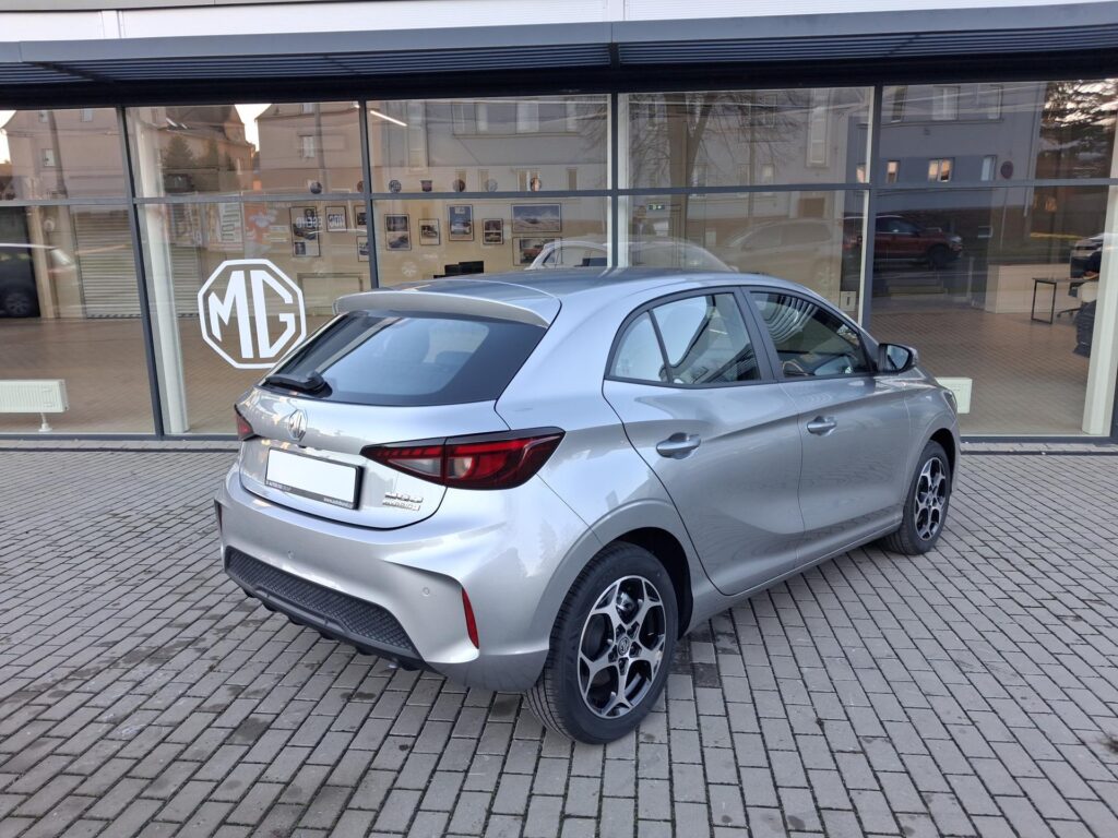 MG MG3  ELEGANCE 1.5 85kW 5MT 4x2