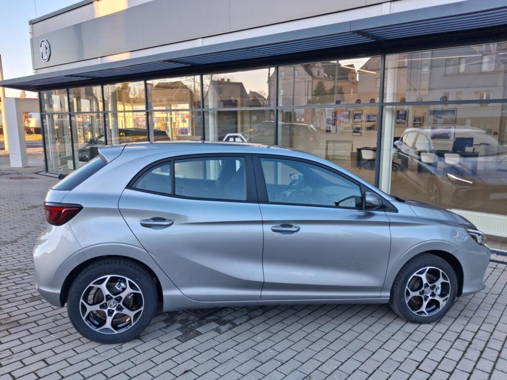 MG MG3  ELEGANCE 1.5 85kW 5MT 4x2