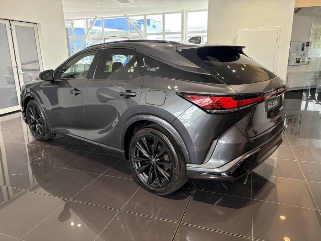 Lexus RX 500h  RX 500h F SPORT + panoramic roof