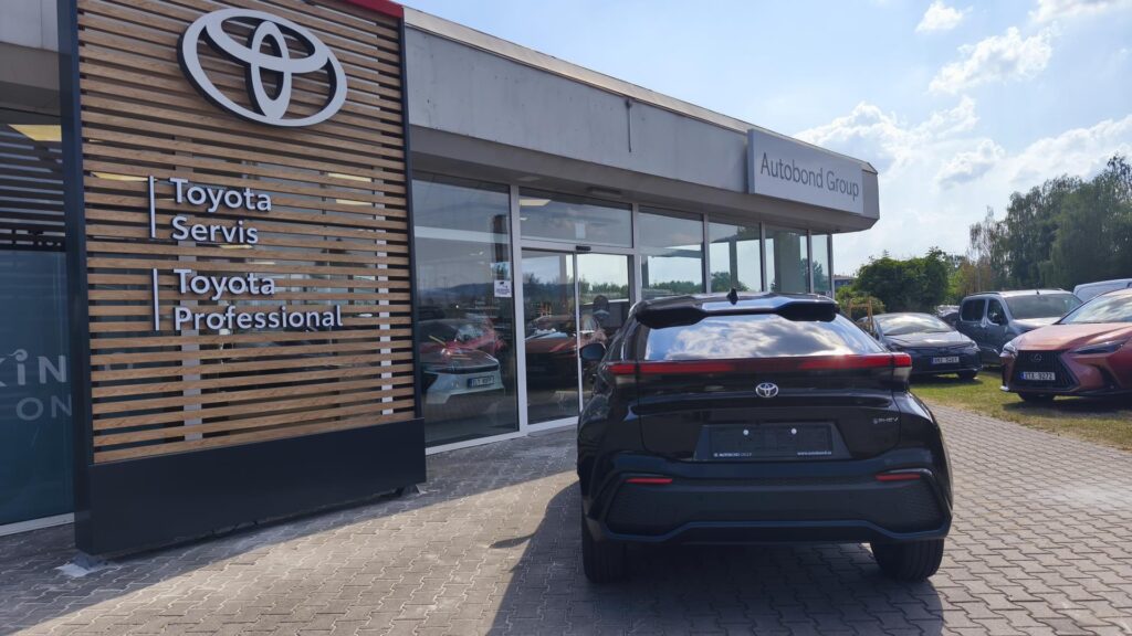 Toyota C-HR  2.0L PHEV (2x4) TOKYO EDITION