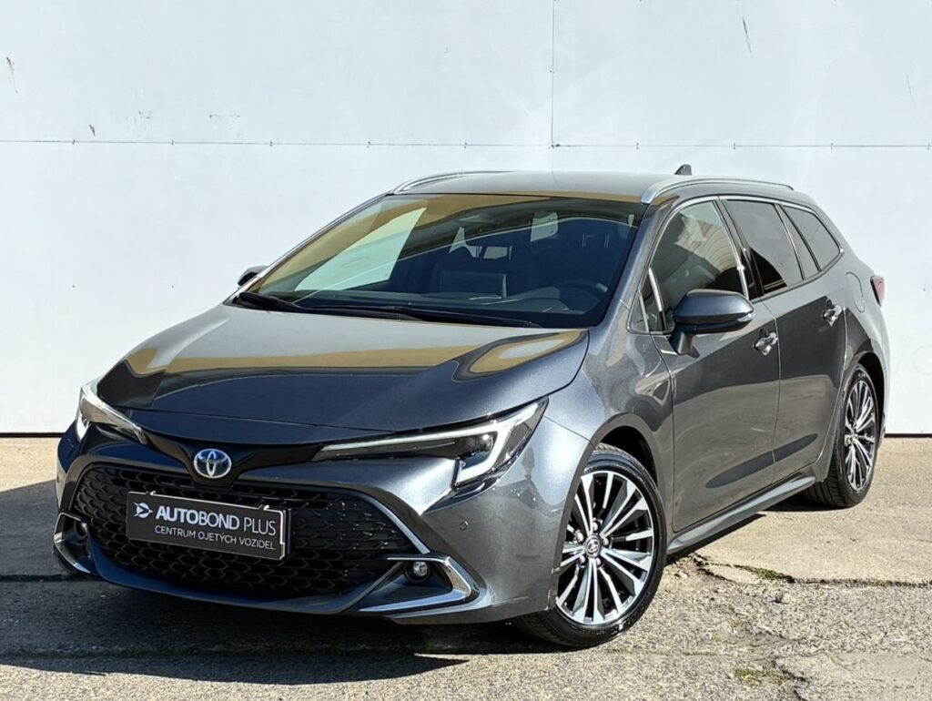 Toyota Corolla  1.8 HSD 140k e-CVT Style Tažné