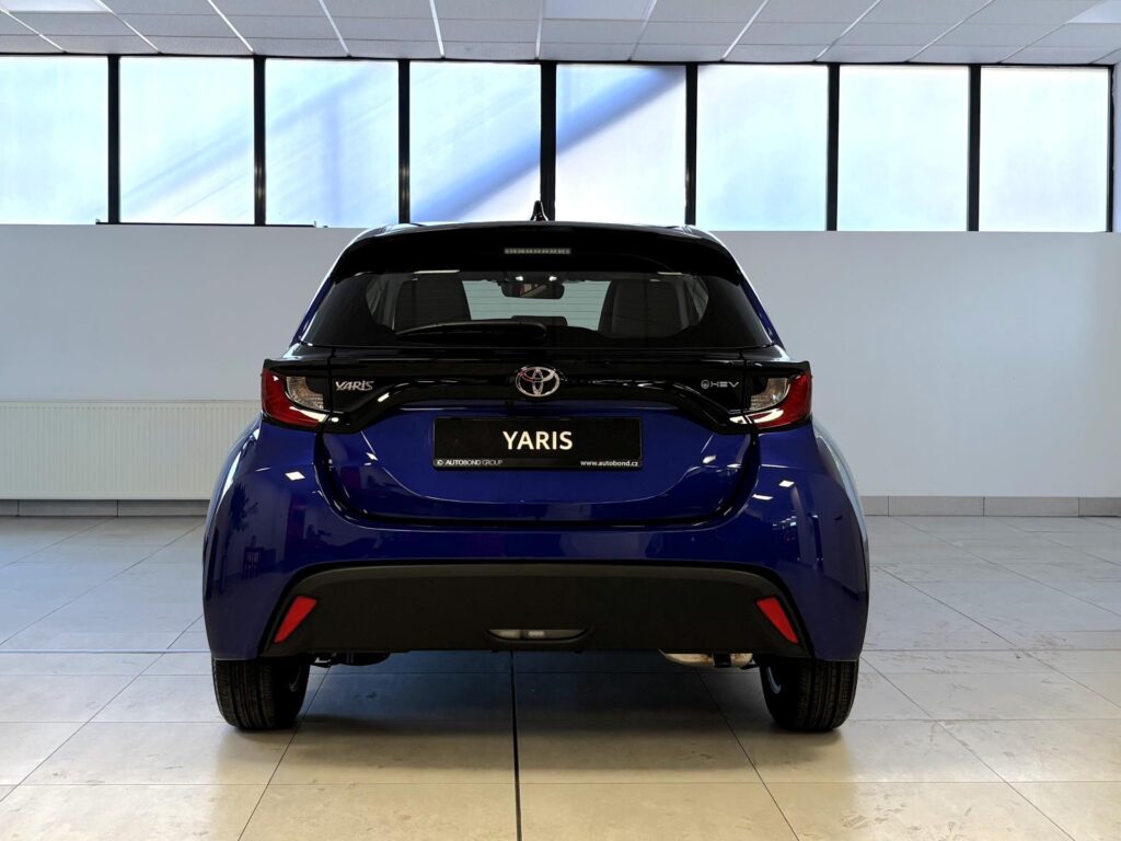 Toyota Yaris  Comfort, 1.5L. HEV, e-CVT