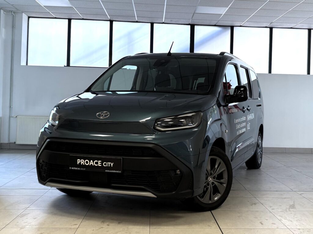 Toyota ProAce  Full Electric, Family, 4x2 E-Toggle