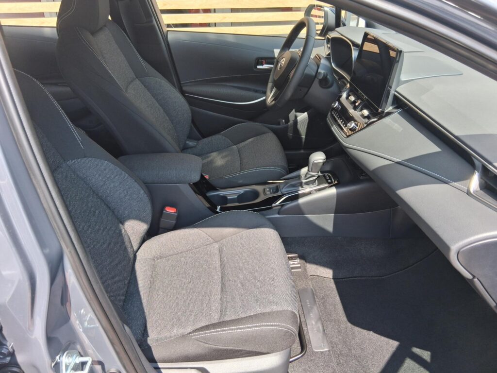Toyota Corolla  1,8 HEV COMFORT TECH
