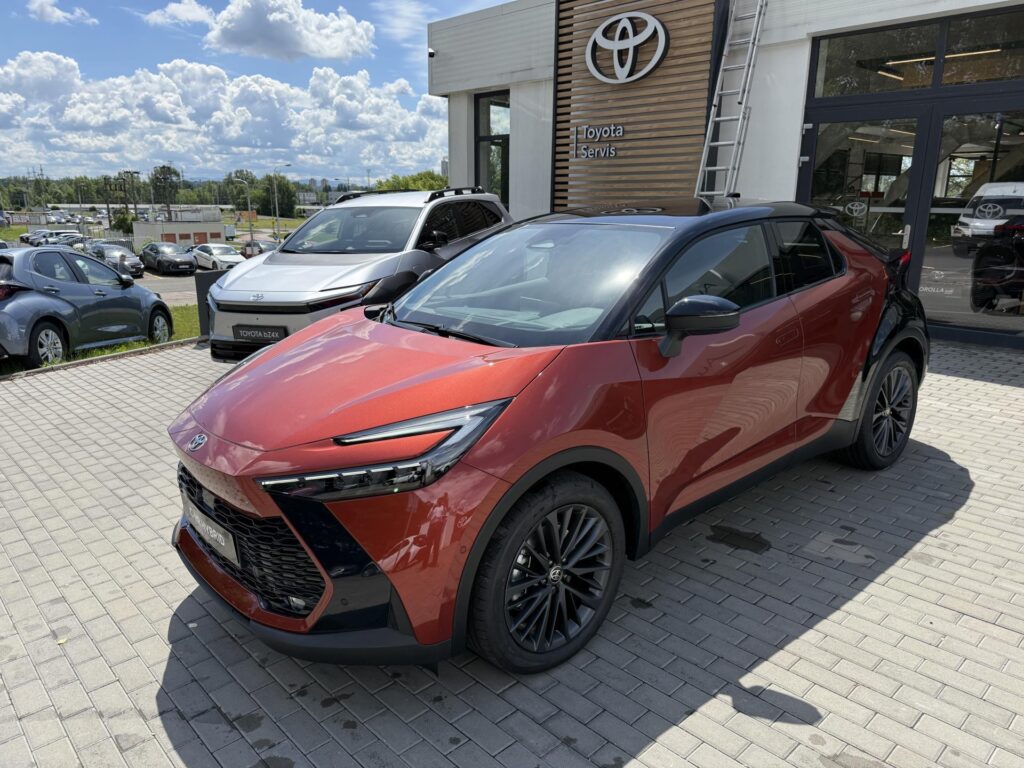 Toyota C-HR  2.0 PHEV TOKYO EDITION