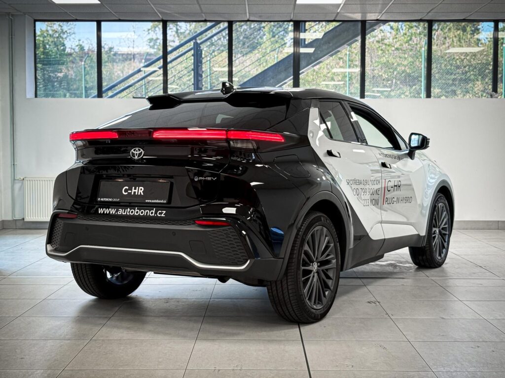 Toyota C-HR  Tokyo Edition, 2,0 L.,Plug-in Hybrid