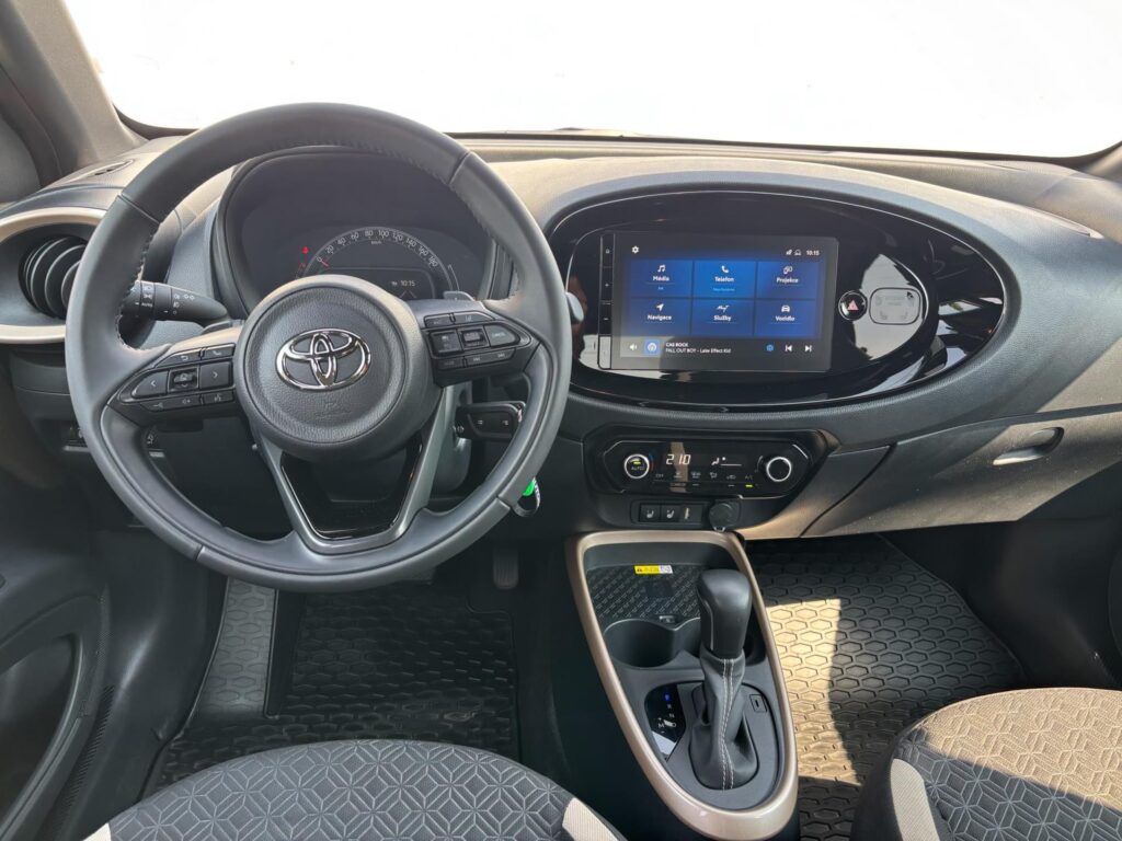 Toyota Aygo X  1.0 VVT-i X-play Style AT