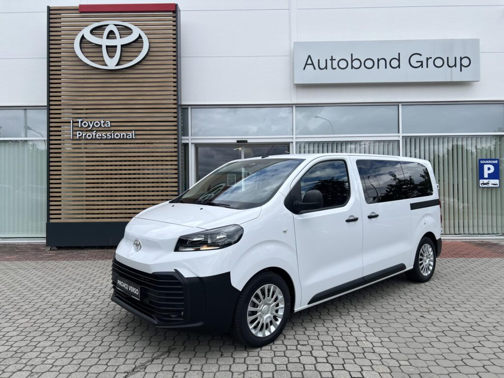 Toyota Proace Verso  2.2D 150HP 6MT Combi 8S