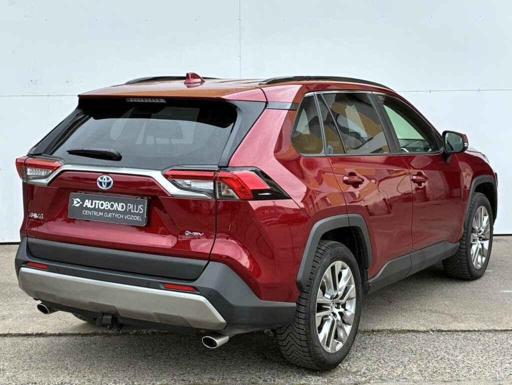 Toyota RAV4  2.5 HSD e-CVT AWD Exe. JBL Tažné