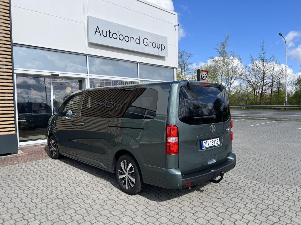 Toyota Proace Verso  2.2D 8AT Family 8S L2 Webasto + tažné