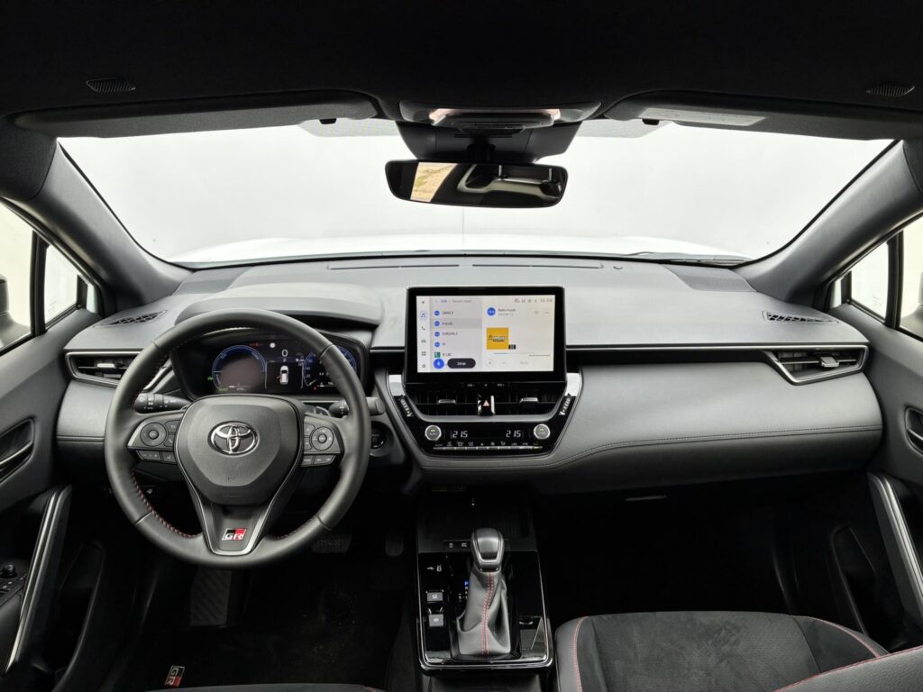 Toyota Corolla Cross  2.0 HSD e-CVT GR-Sport