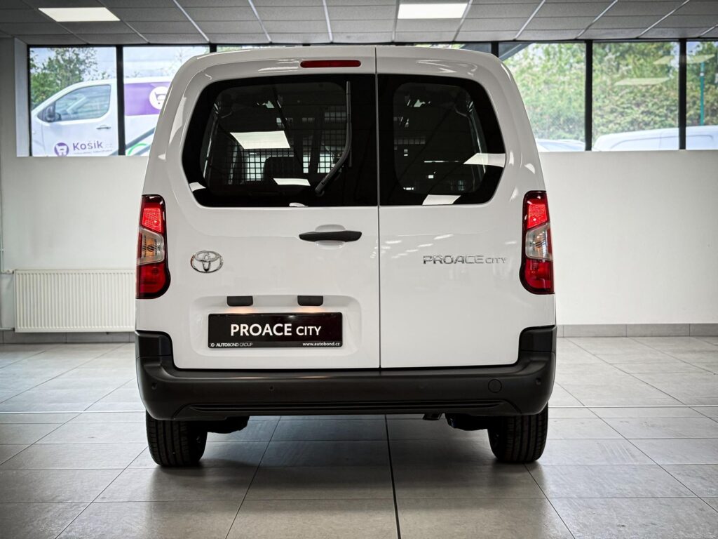 Toyota Proace City  CrewCab Long, 1.5L, 6st. manuál