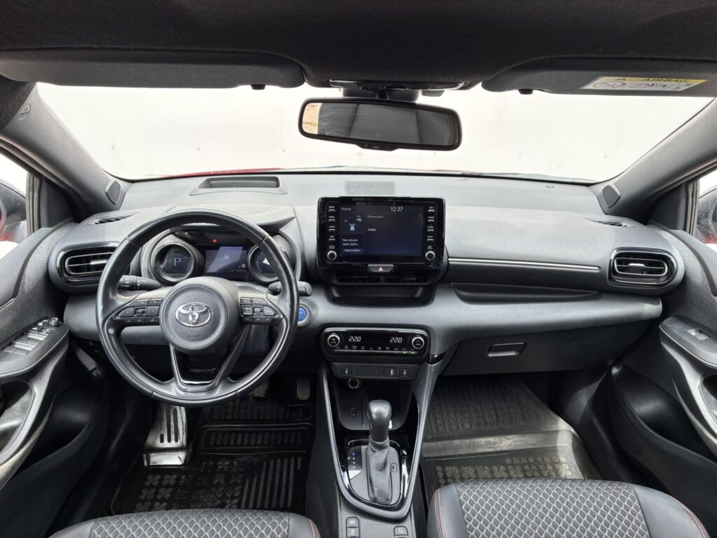 Toyota Yaris  1.5 HSD e-CVT Premier Edition