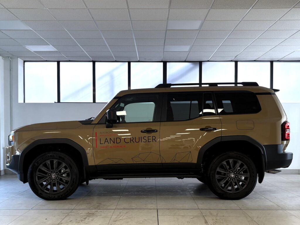 Toyota Land Cruiser  2.8D MHEV 8AT 4x4, Ex.Skyview