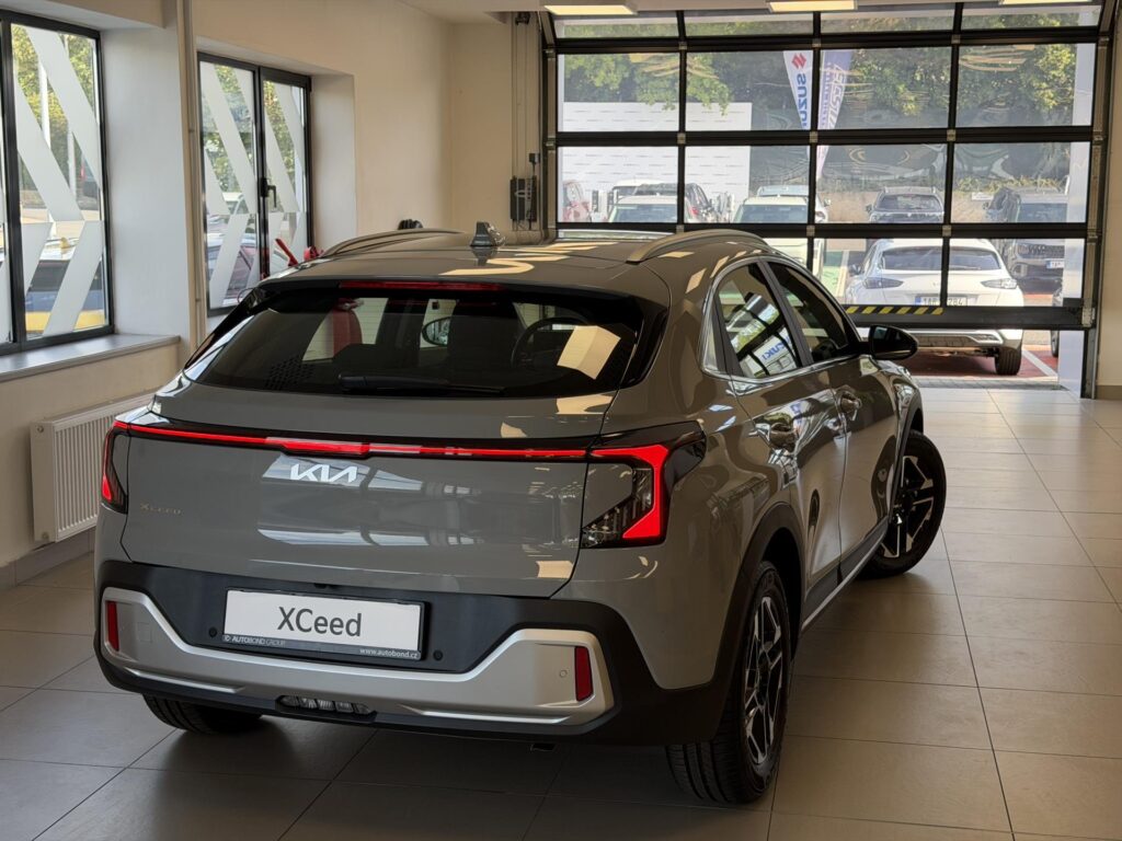 KIA XCeed  1,0 T-GDi GPF COMFORT (2027)