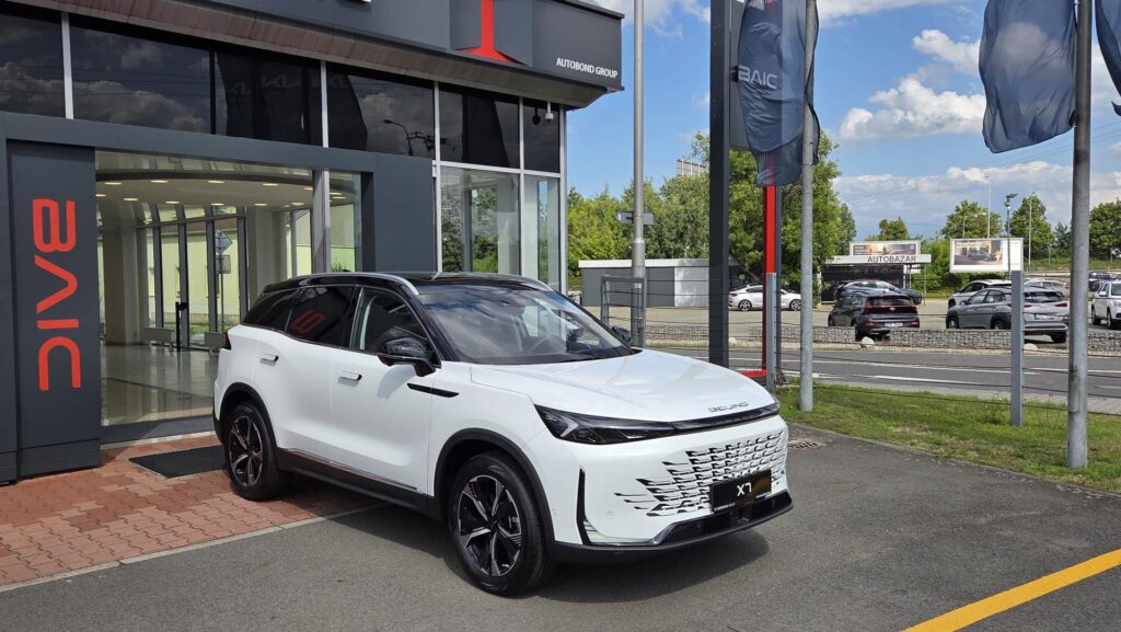 BAIC X7  1.5T 130kW 7DCT 4x2 ALL IN