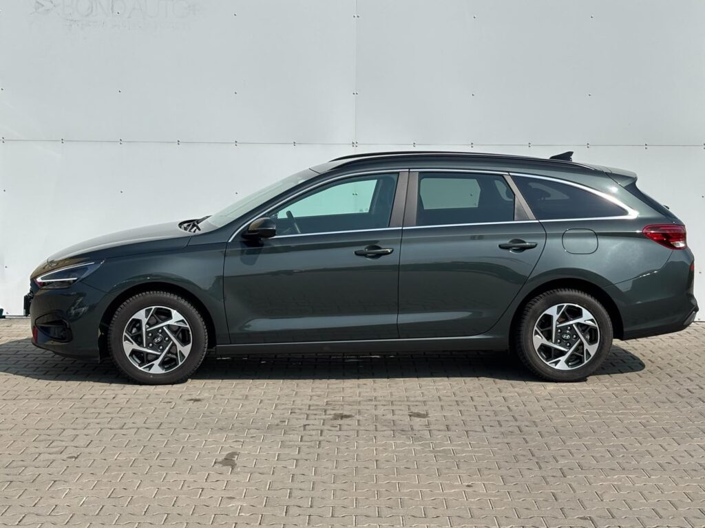 Hyundai i30  1.5 T-GDi 103kW DCT Style