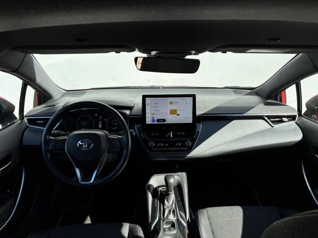 Toyota Corolla  1.8 HSD 140k e-CVT Style