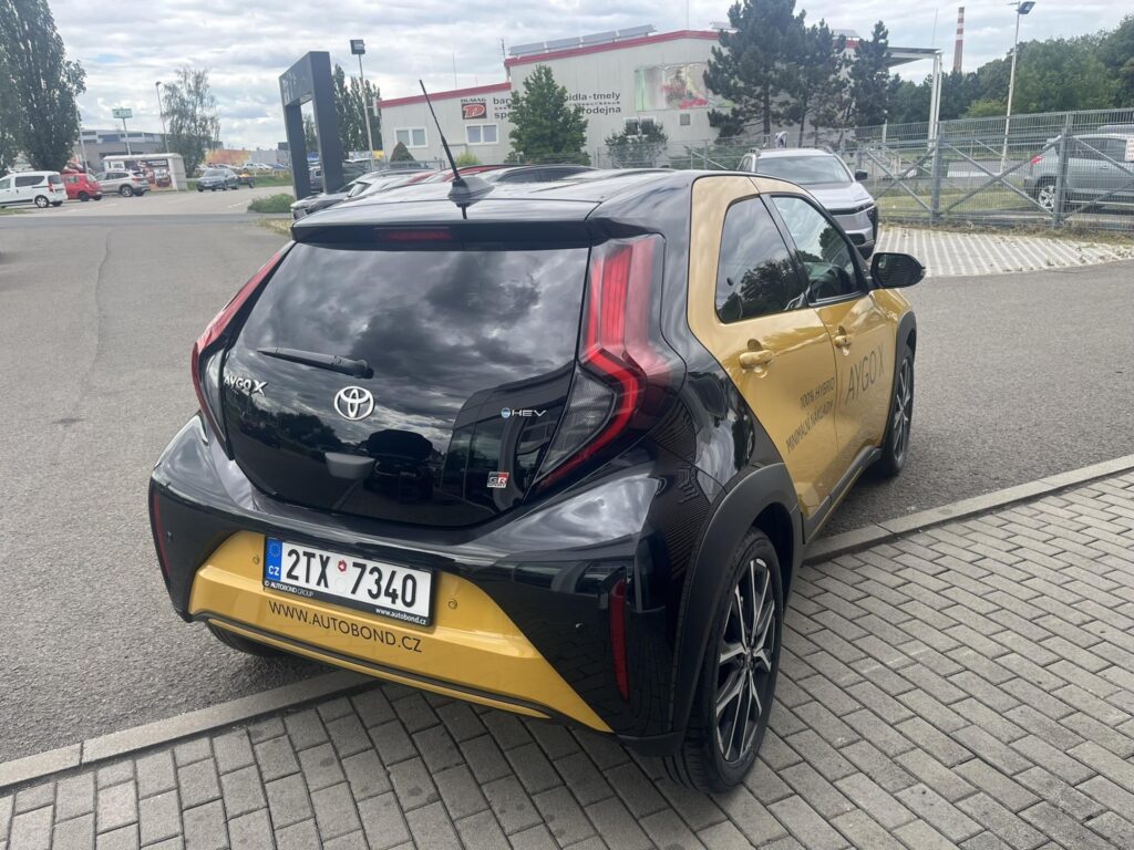 Toyota Aygo X  1,5 HEV 116k GR Sport