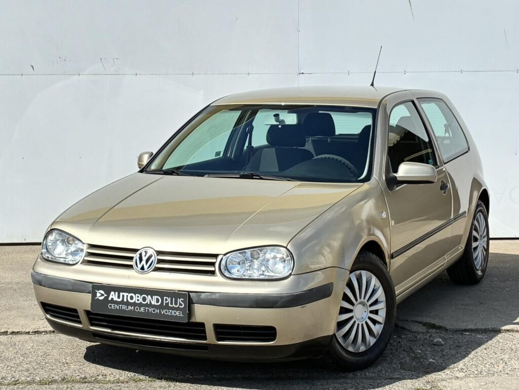 Volkswagen Golf  1.6 16V 77kW