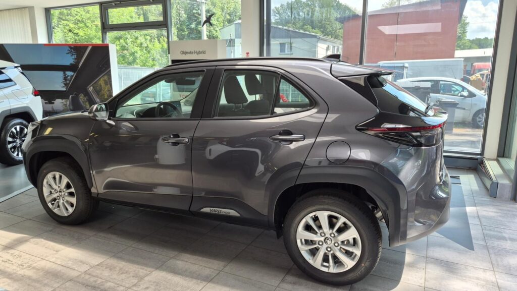 Toyota Yaris Cross  Comfort HEV 4x4, 1.5L, 130K