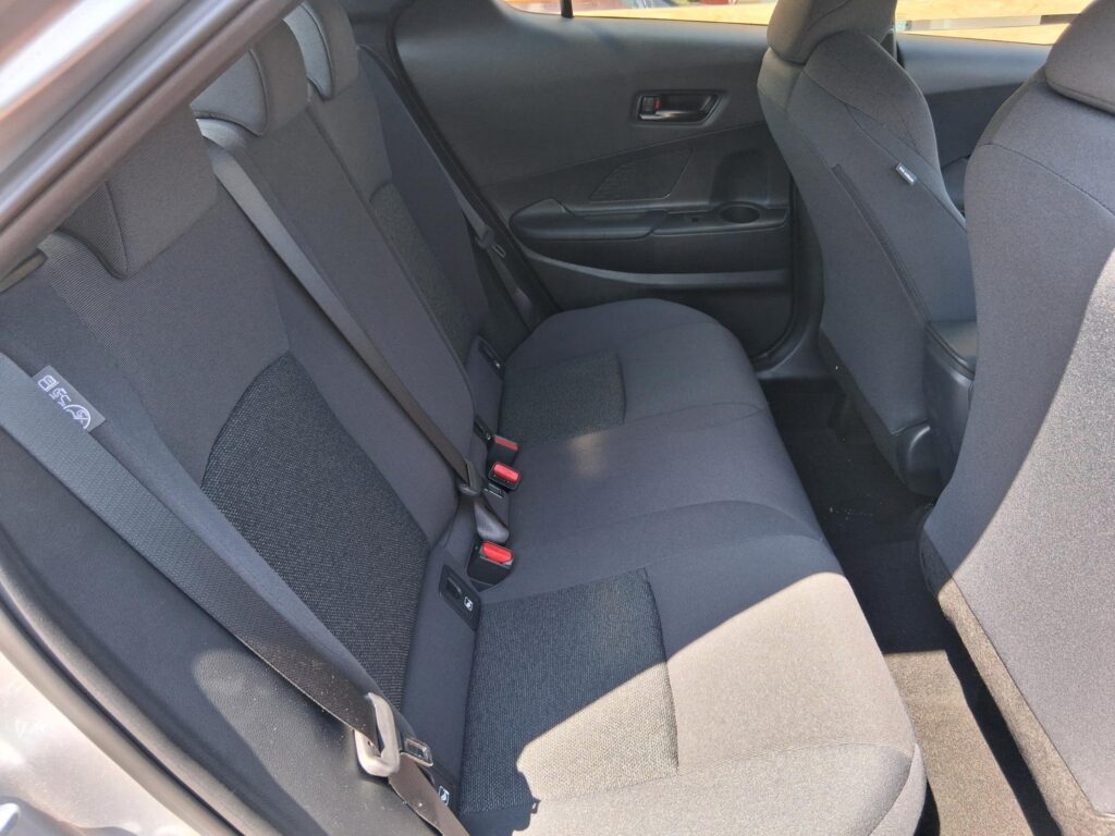 Toyota C-HR  1,8 HEV COMFORT + BUSINESS