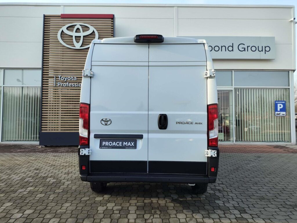Toyota Proace Max  2.2 D 140 HP 6 MT L3H2 Active