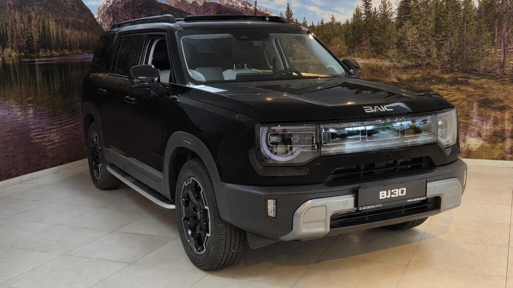 BAIC BJ30  HEV 1.5T 209kW 2DHT 4x4 ALL IN MY25