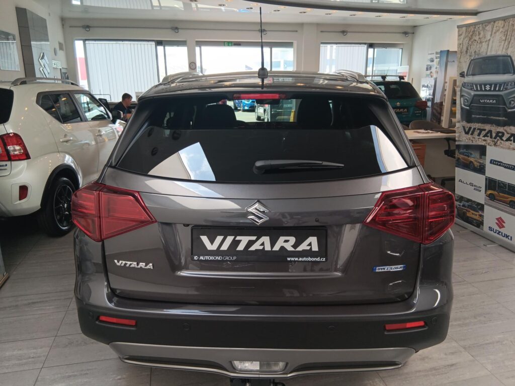 Suzuki Vitara  PREMIUM 1,4 HYBRID M/T 4x4