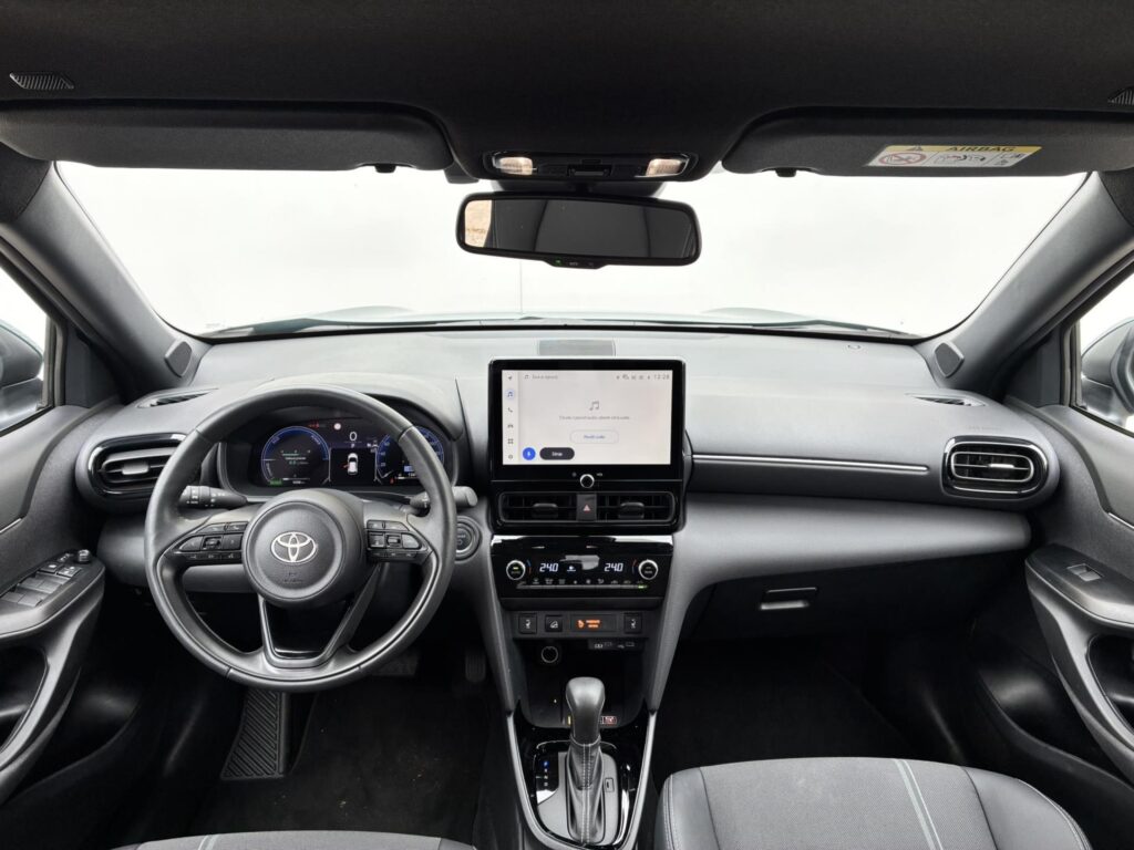 Toyota Yaris Cross  1.5 HSD 130k e-CVT AWD Executive
