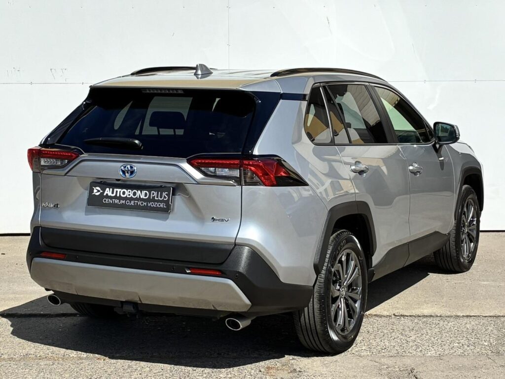 Toyota RAV4  2.5 HSD e-CVT AWD Comf. Style Tažné