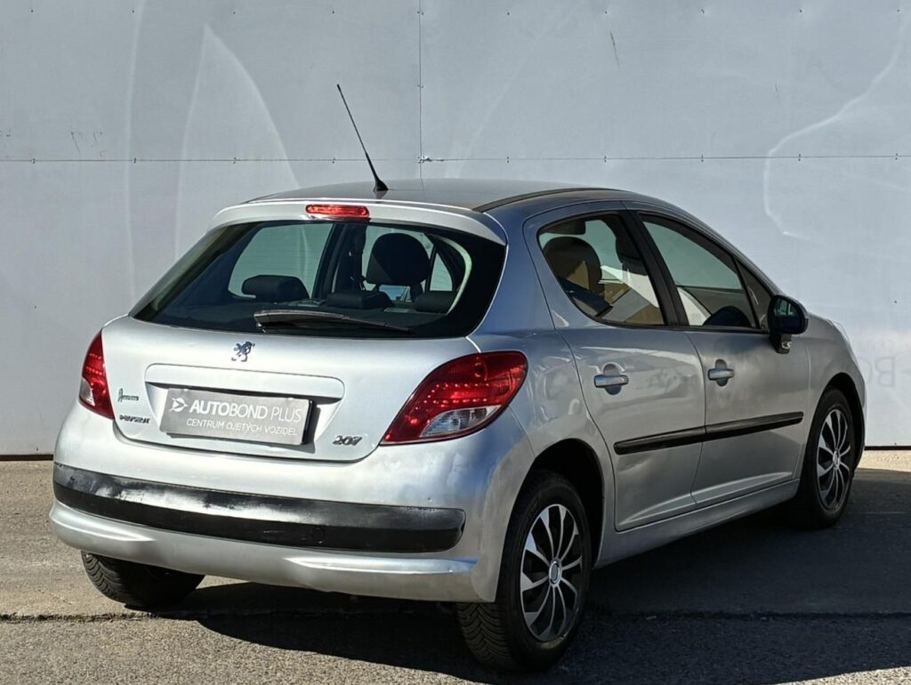 Peugeot 207  1.4 16V VTi Active