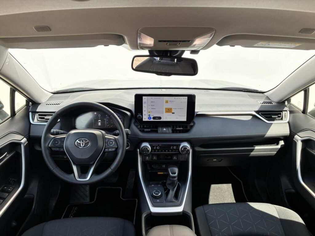 Toyota RAV4  2.5 HSD e-CVT AWD Comf. Style Tažné