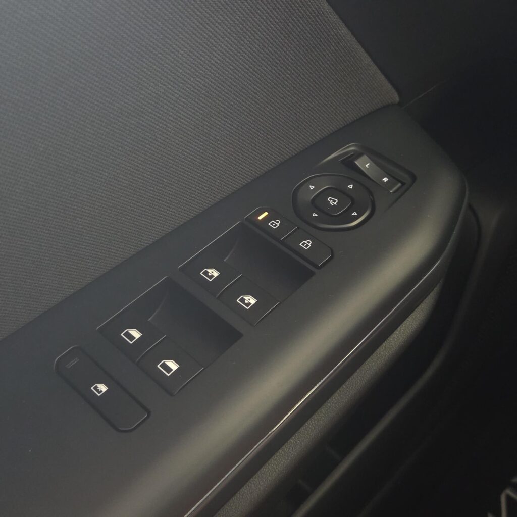 KIA K4  1,0 T-GDi GPF EXCLUSIVE (2026)