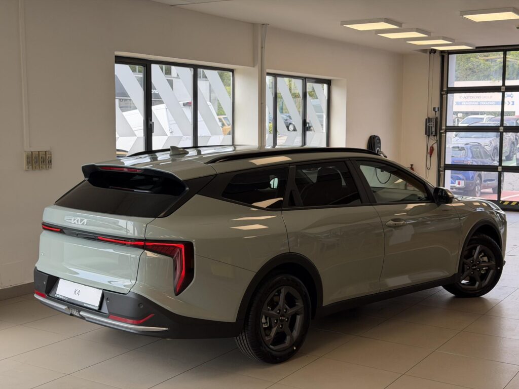 KIA K4  1,6 T-GDi 7DCT EXCLUSIVE
