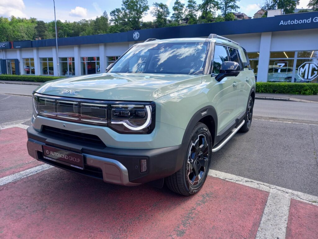 BAIC BJ30  ALL IN 1.5T 298kW HEV 4x4