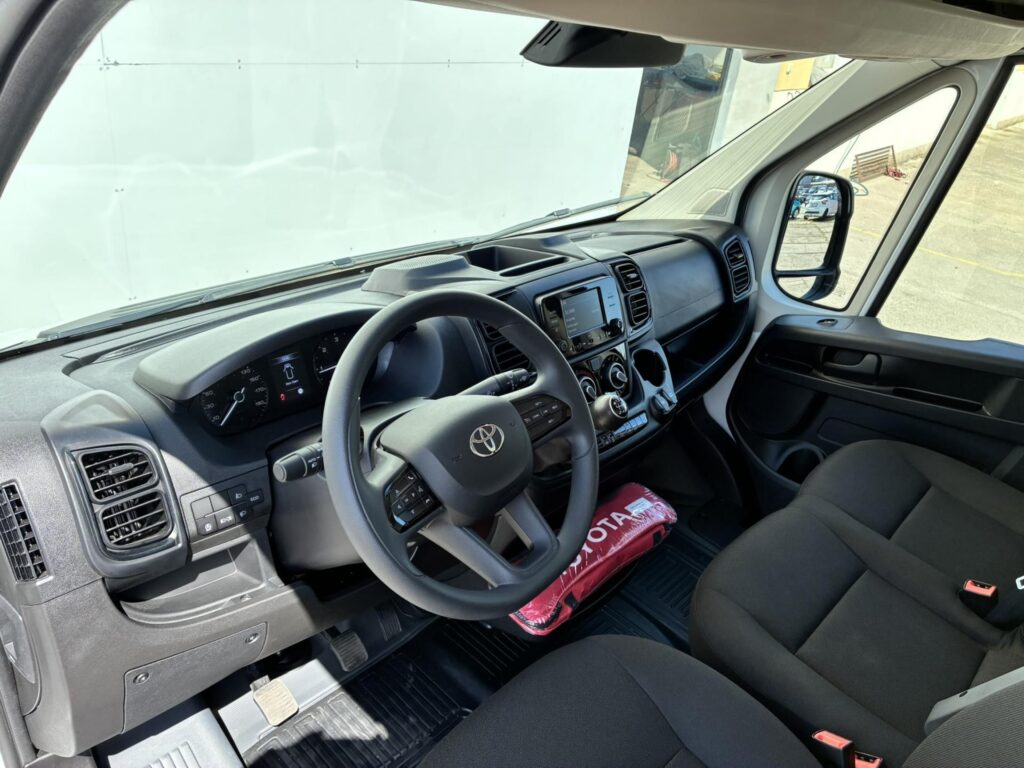 Toyota Proace Max  L2 H2 2.2 D-4D Life