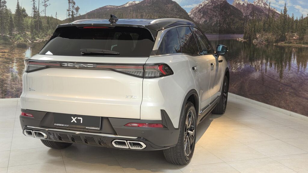 BAIC X7  1.5T 130kW 7DCT 4x2 ALL IN MY25