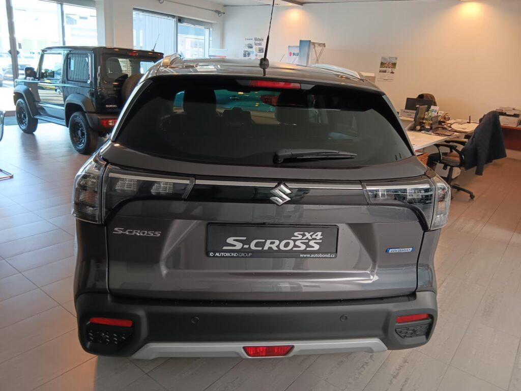 Suzuki S-Cross  PREMIUM 1.4 HYBRID M/T 4x2
