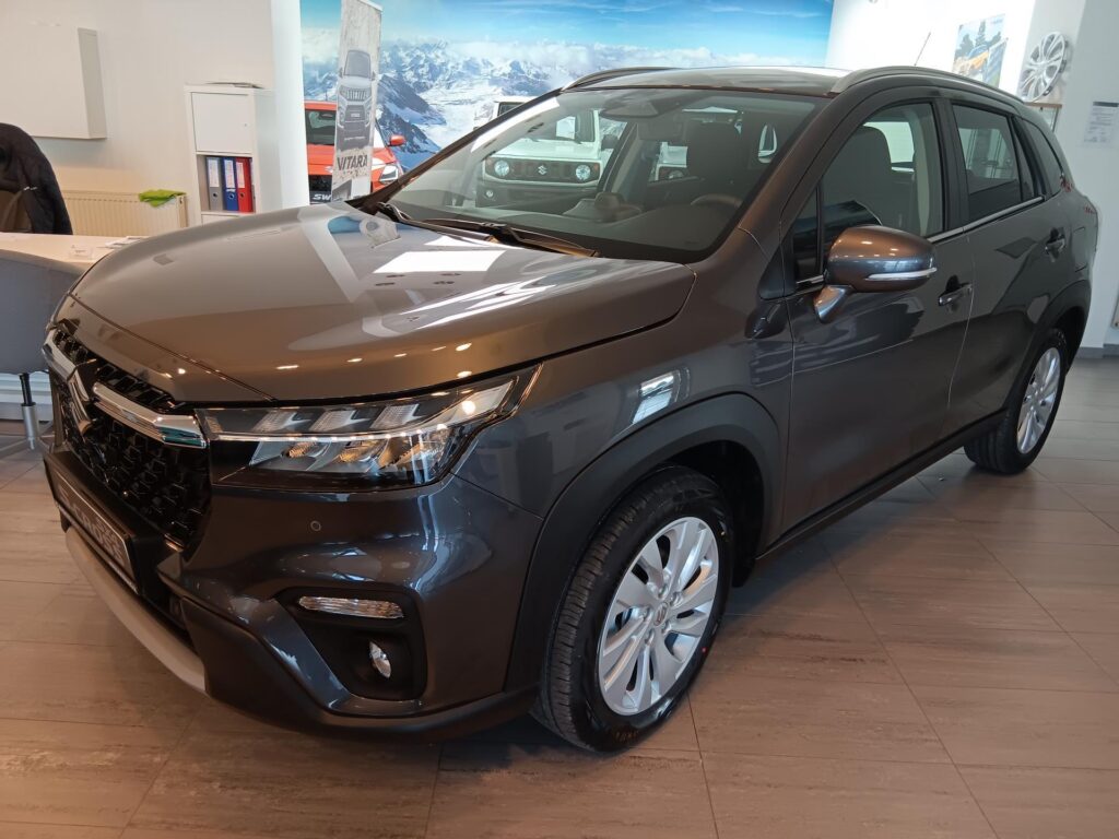 Suzuki S-Cross  PREMIUM 1.4 HYBRID M/T 4x2