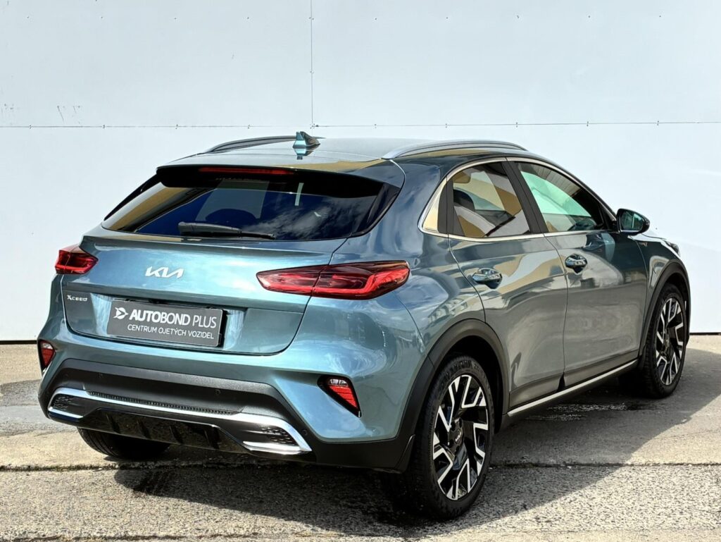 KIA XCeed  1.5 T-GDi 117kW Exclusive