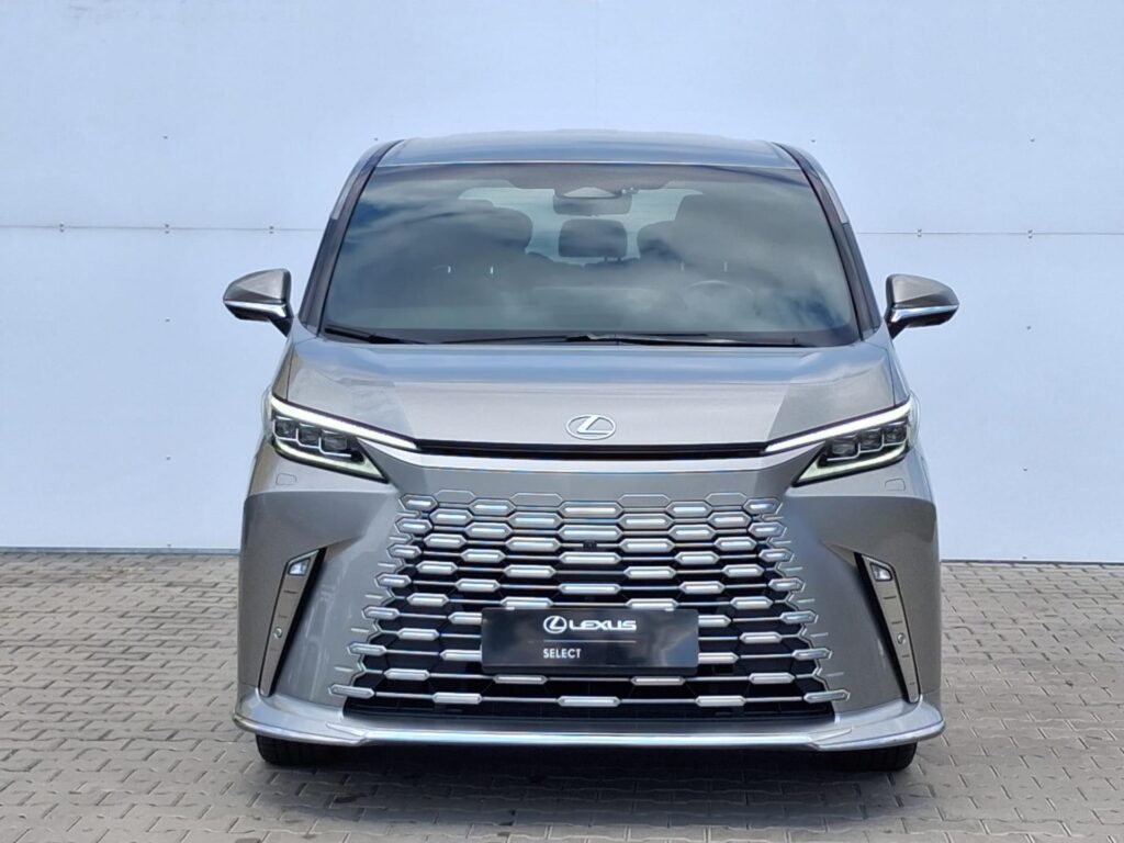 Lexus LM 350h  2.5 HSD e-CVT AWD Luxury