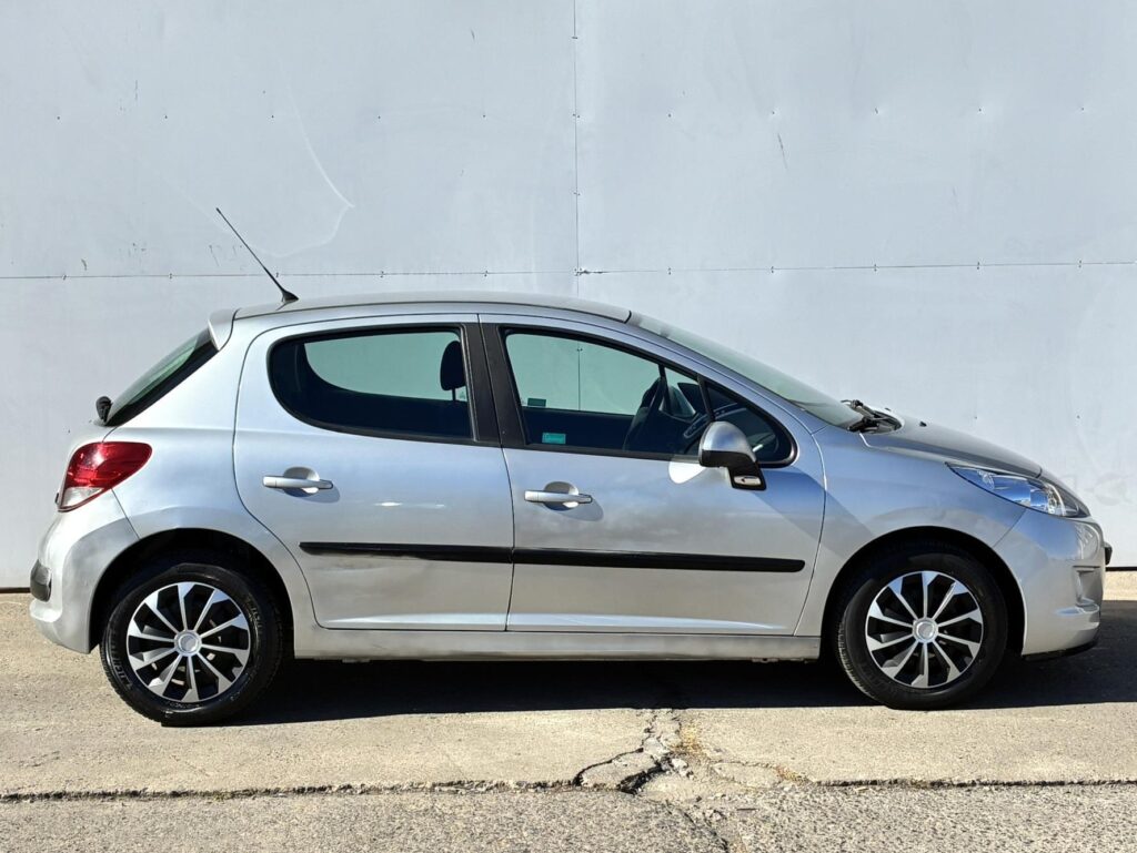 Peugeot 207  1.4 16V VTi Active