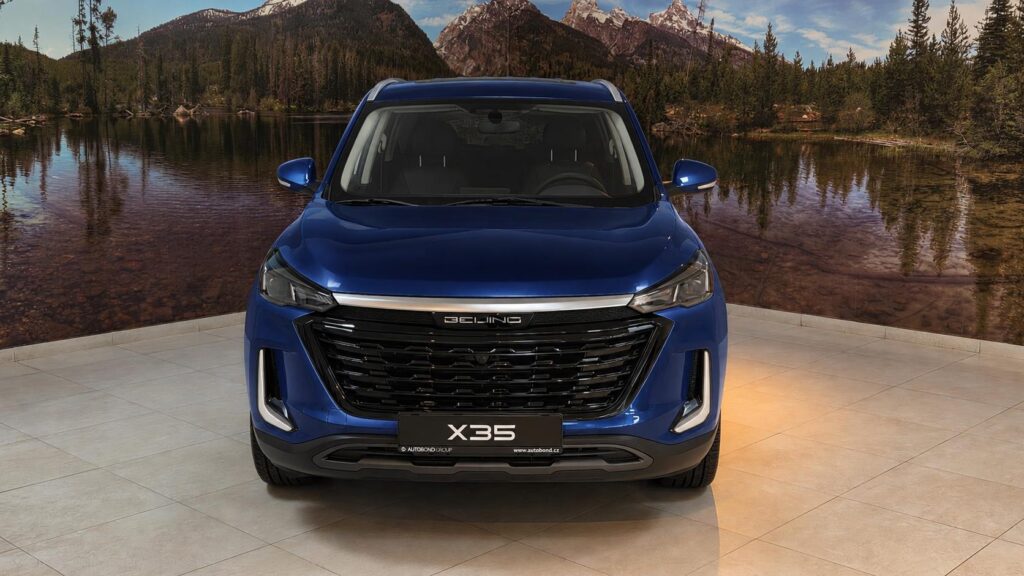 BAIC X35  1.5T 100kW 6MT 4x2 ALL IN