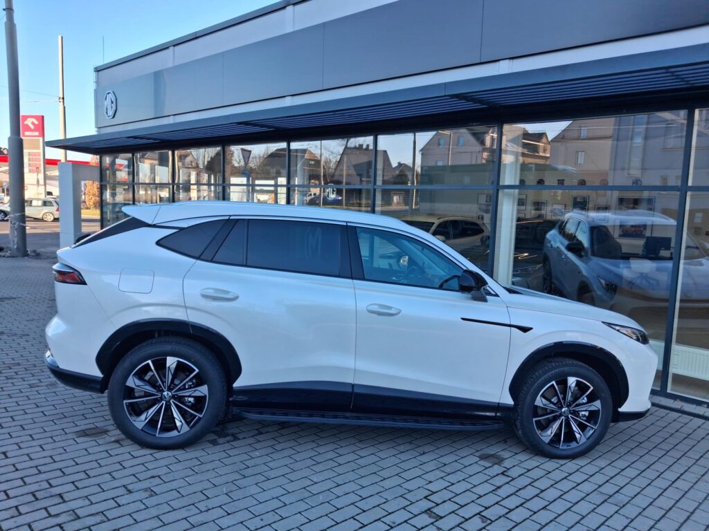 MG HS  EXCLUSIVE 1.5TGI PHEV 200kW 3AT