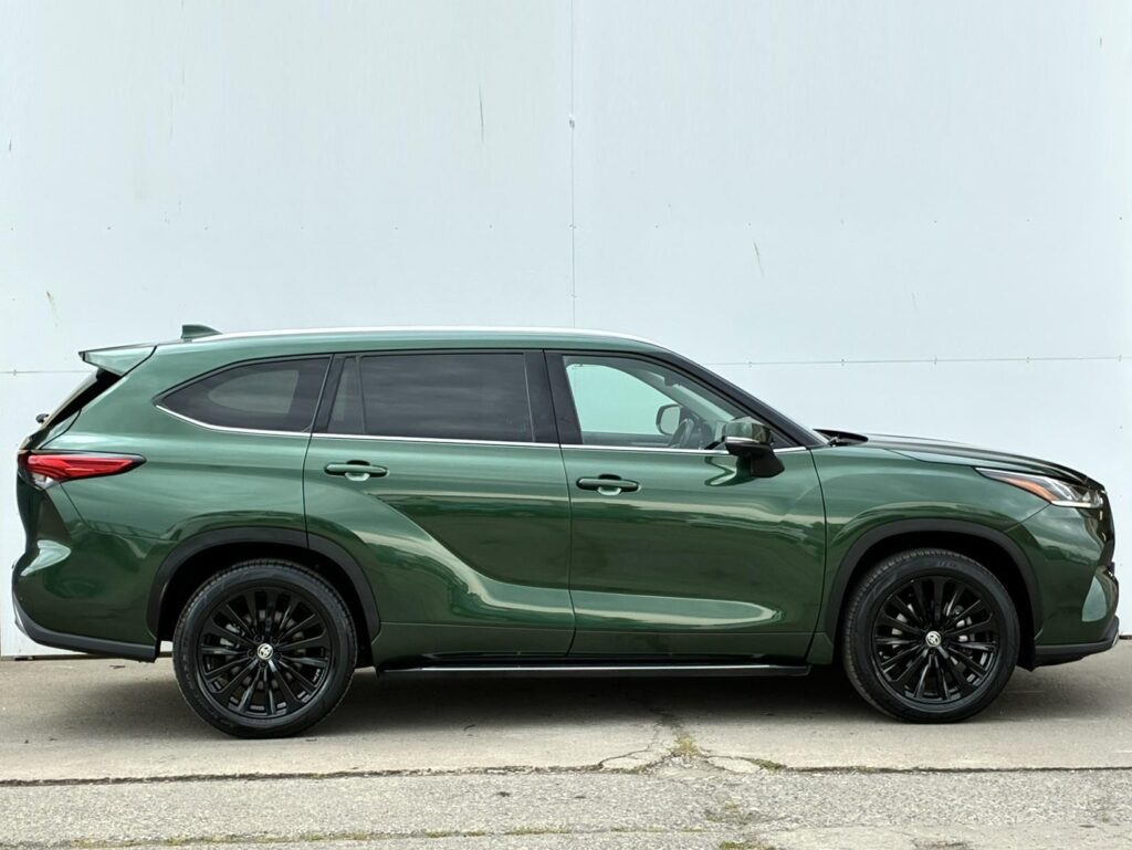 Toyota Highlander  2.5 HSD e-CVT AWD Executive Skyview