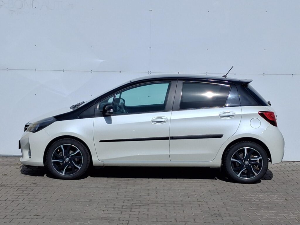 Toyota Yaris  1.3 VVT-i Selection Smart