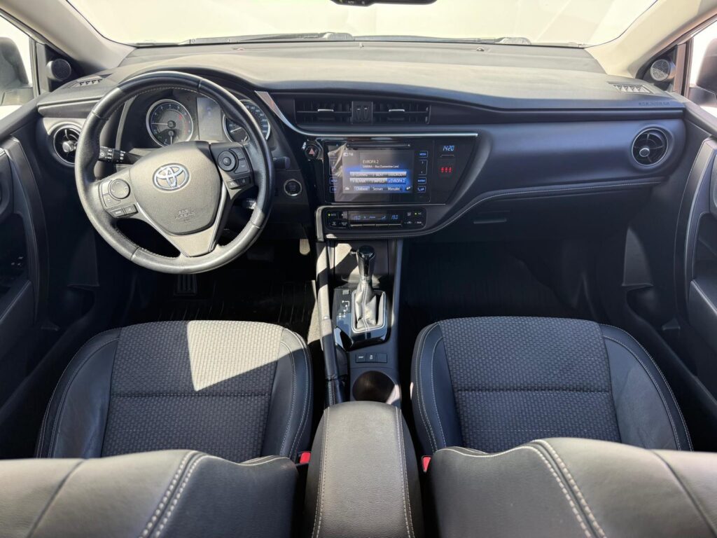 Toyota Corolla  1.6 VVT-i Executive AT