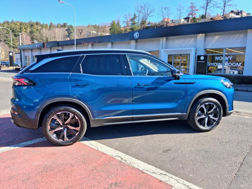 BAIC X7  ALL IN 1.5 T 130kW 4X2 7DCT